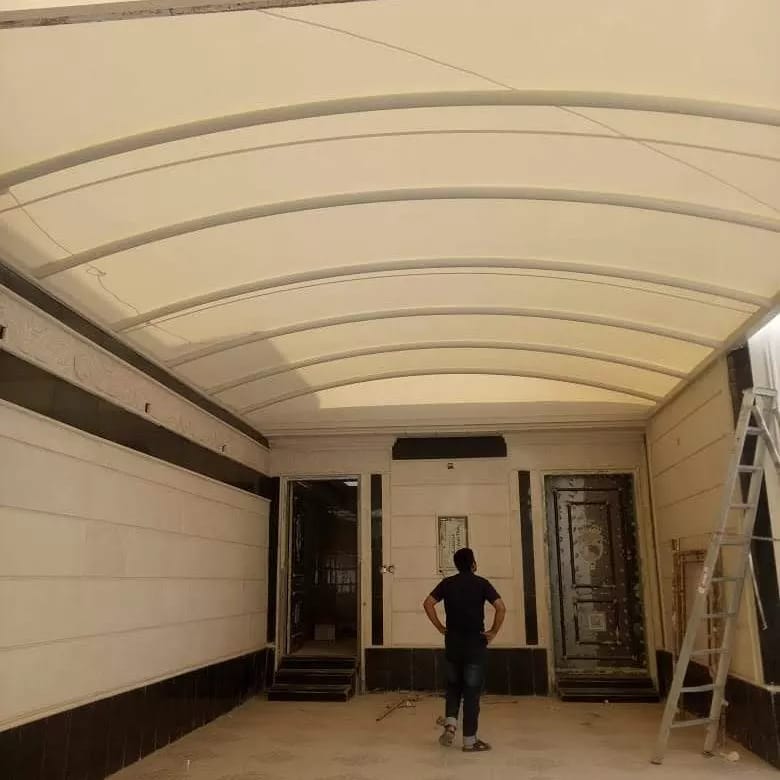 مظلات كهربائية